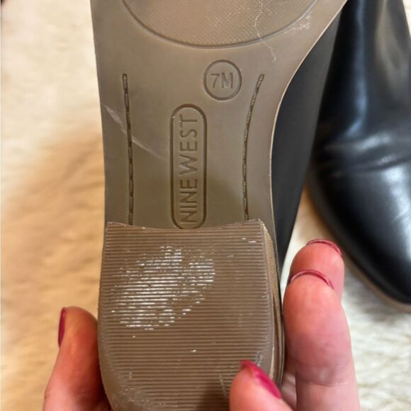 Nine West Black Ankle Booties Sleek Design - Picture 8 of 8